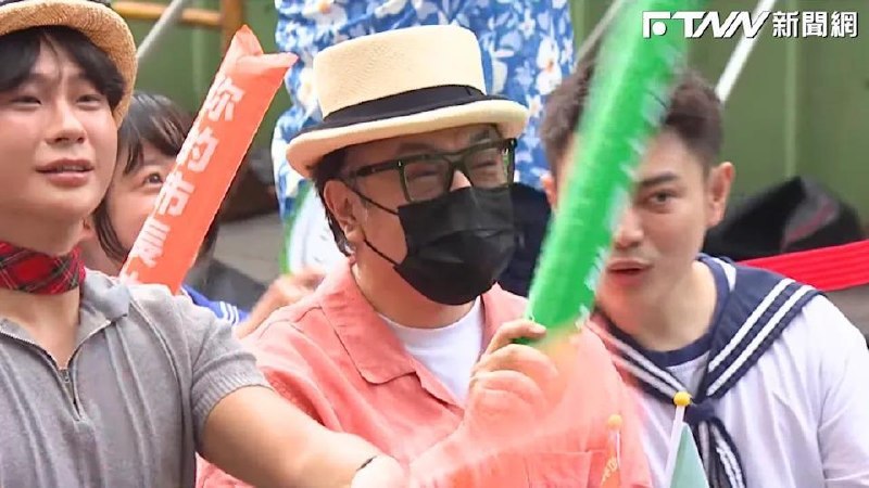 蔡康永出席沈伯洋竞选总部大会，关注台独议题