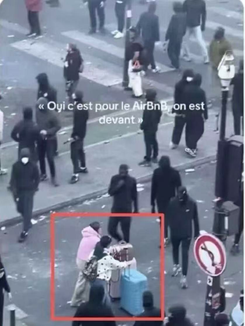 梦幻之旅：闺蜜们的巴黎探险之路