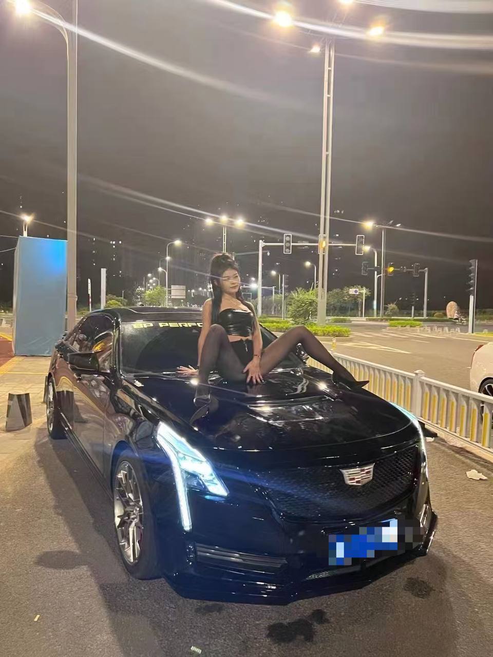 柬埔寨凯迪拉克车友会活动引发热议
